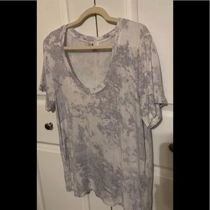 Socialite Womens, Size Large Short Sleeve. Soft Tee With Stretch,Great Condition